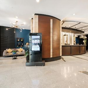 Greenhills Elan Hotel Modern - Newly Renovated